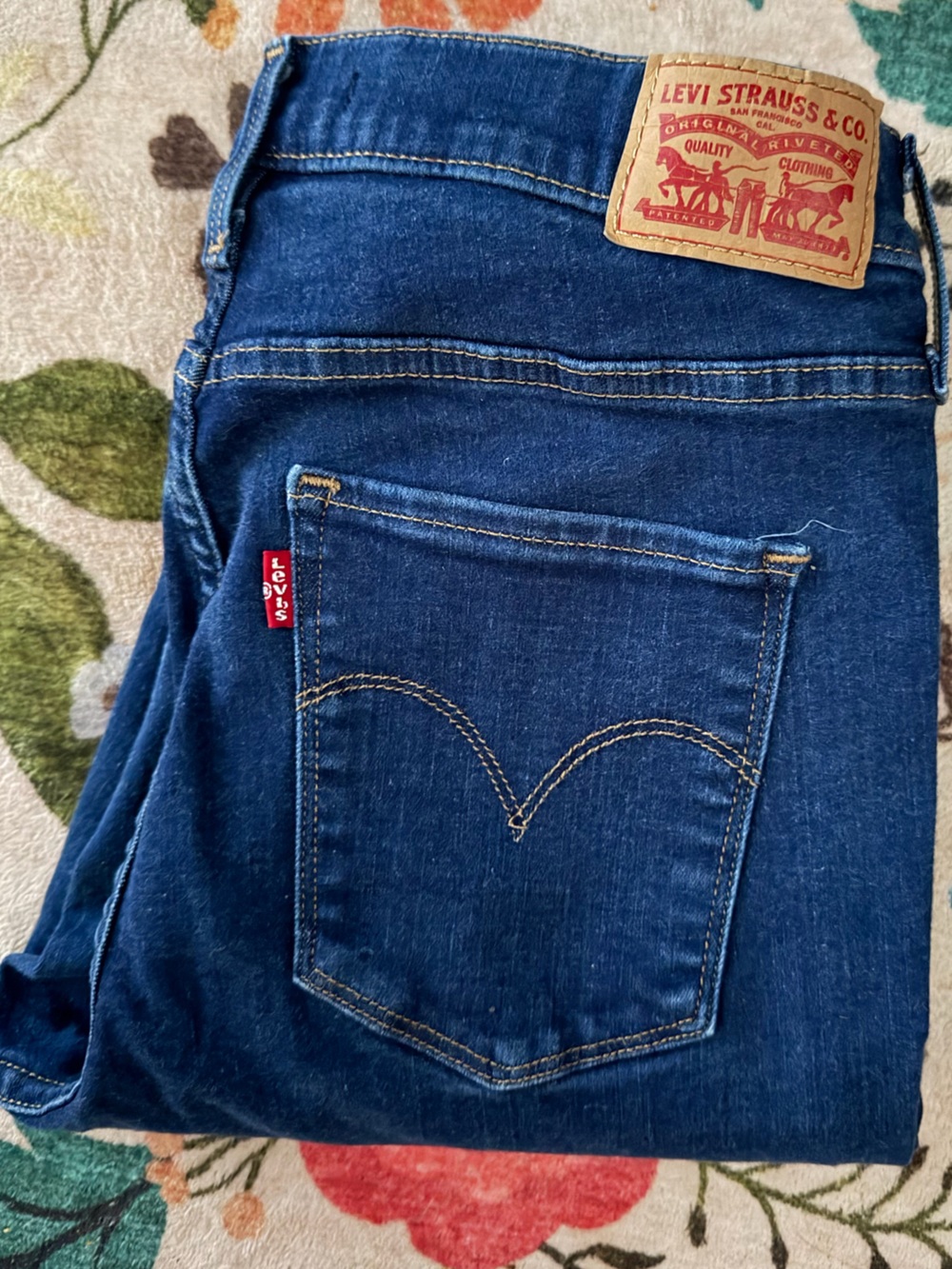 Levi's 310 Shaping Super Skinny Jeans Waist 31 Blue